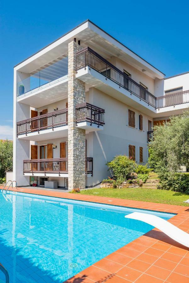דירות ברדולינו Casa Claire מראה חיצוני תמונה